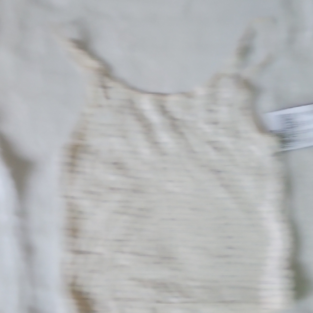 Brandy Melville White Fitted Crop Camisole - One Size - Picture 6 of 7